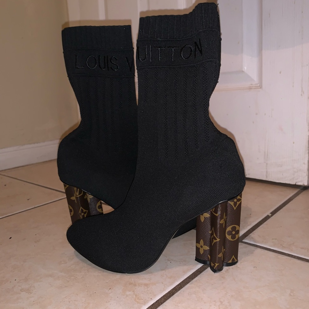 Size 10 Louis Vuitton sock boots worn once